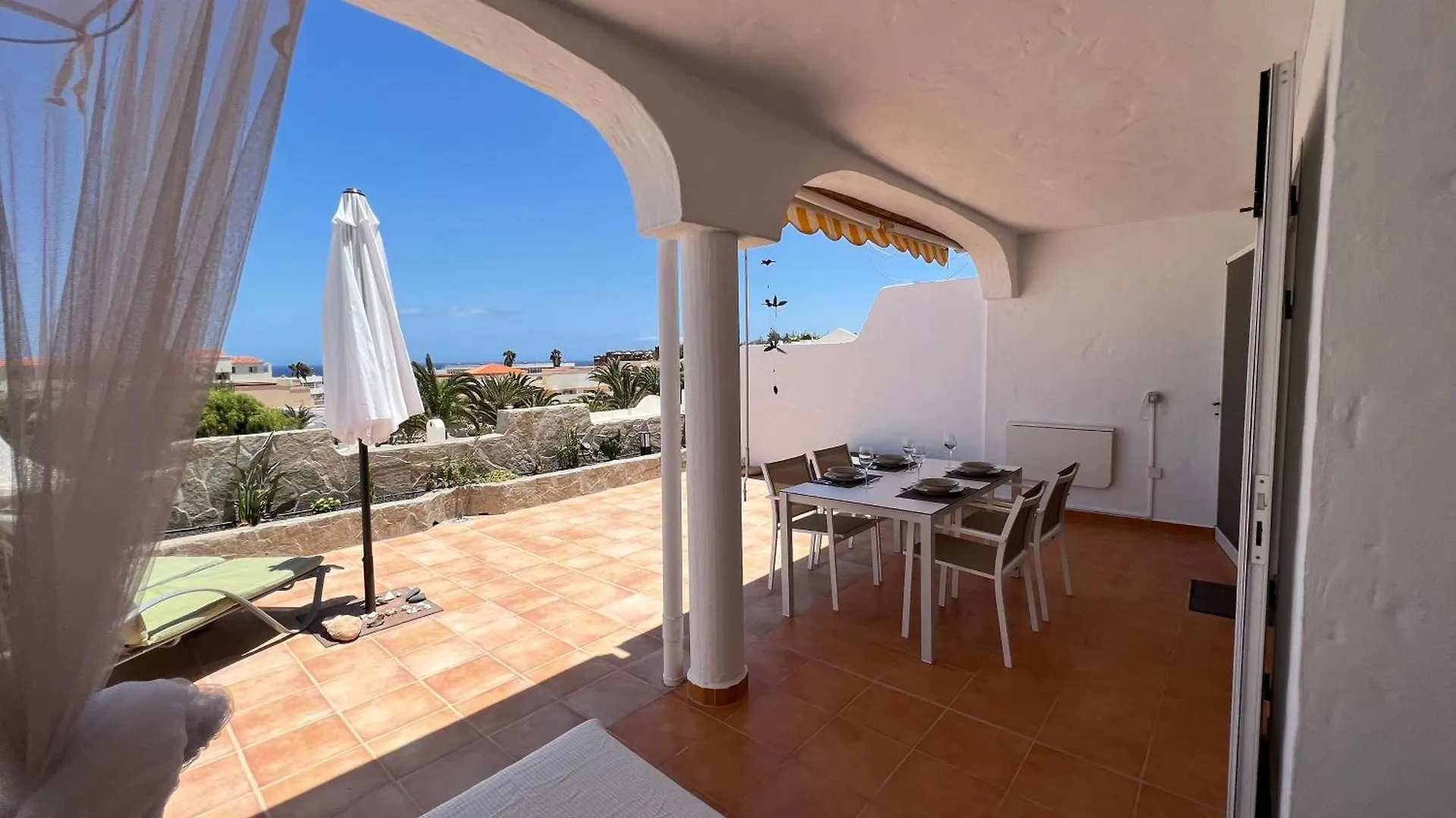 Casa Harmonia Mit Grosser Sonnenterrasse Und Meerblick In Top Lage Costa Calma